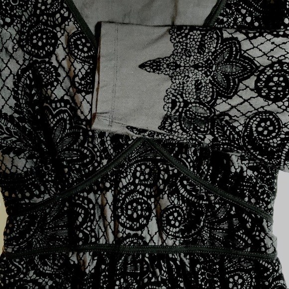 🎉HOST PICK🎉 Olsen Europe Top - Picture 3 of 6